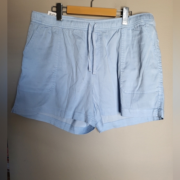 NEW- Buffalo David Bitton Sky Blue Women's Cargo Shorts, Size Large - Picture 1 of 6